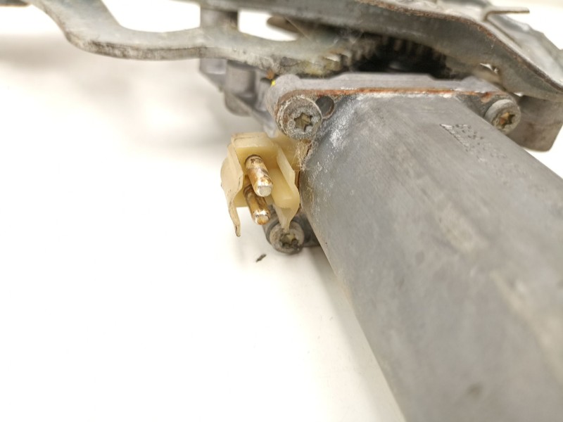 Recambio de elevalunas delantero izquierdo para mercedes-benz c280 2.8 g referencia OEM IAM A2027201546  