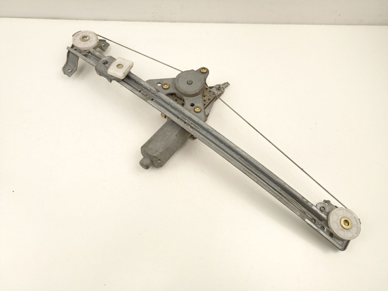 Recambio de elevalunas trasero izquierdo para mercedes-benz c280 2.8 g referencia OEM IAM A2027301346  