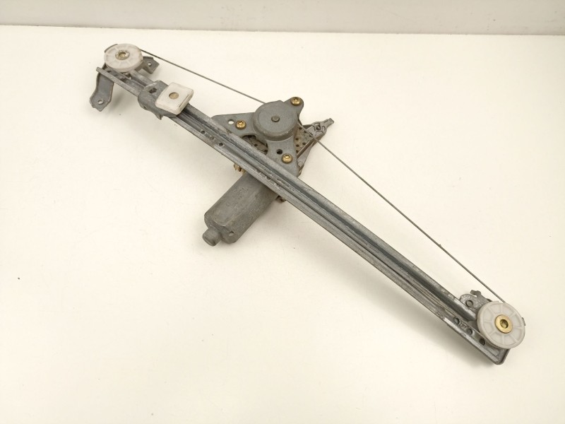 Recambio de elevalunas trasero izquierdo para mercedes-benz c280 2.8 g referencia OEM IAM A2027301346  