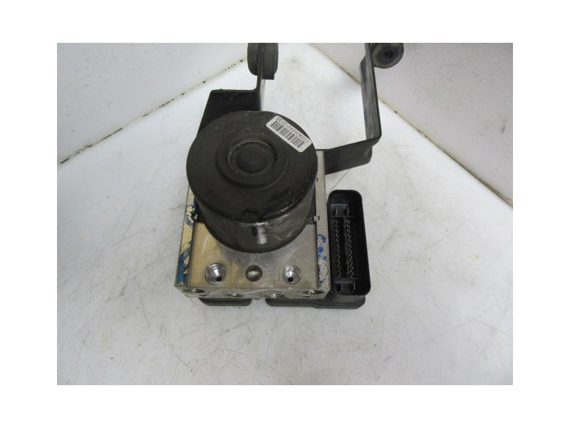 Recambio de abs : ford focus : 1.6 td (108,77cv) [2005] para ford focus 1.6 td referencia OEM IAM 5WK84103  