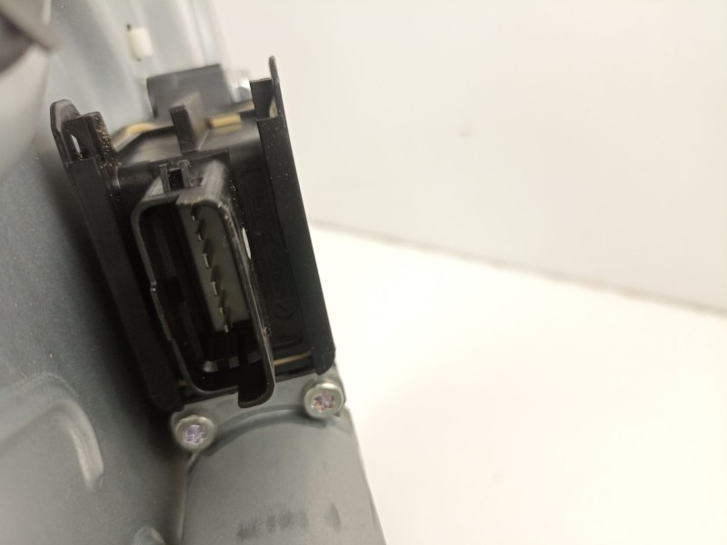 Recambio de elevalunas trasero derecho para hyundai i30 (fd) 1.6 crdi referencia OEM IAM 834812L010  