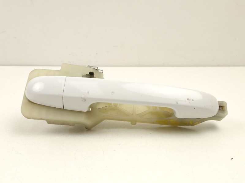 Recambio de manilla delantera derecha para hyundai i30 (fd) 1.6 crdi referencia OEM IAM 826652H000  