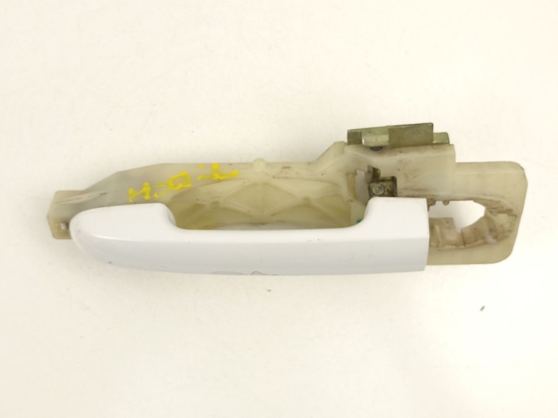 Recambio de manilla trasera derecha para hyundai i30 (fd) 1.6 crdi referencia OEM IAM 826652H000  