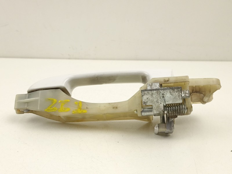 Recambio de manilla trasera izquierda para hyundai i30 (fd) 1.6 crdi referencia OEM IAM 826552H000  