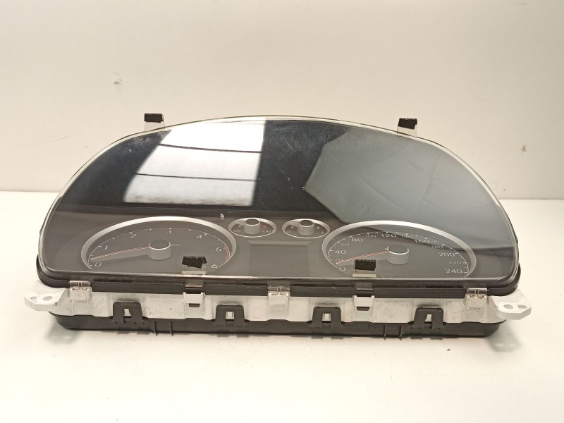 Recambio de cuadro instrumentos para hyundai i30 (fd) 1.6 crdi referencia OEM IAM 940032L525 11001041600H 