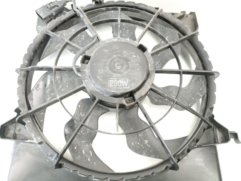 Recambio de electroventilador para hyundai i30 (fd) 1.6 crdi referencia OEM IAM 253802H600  