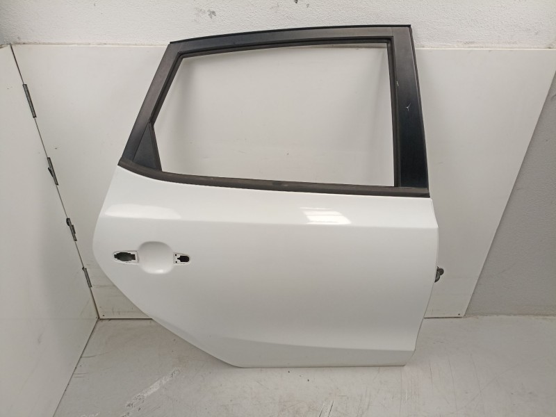 Recambio de puerta trasera derecha para hyundai i30 (fd) 1.6 crdi referencia OEM IAM 770042L010  