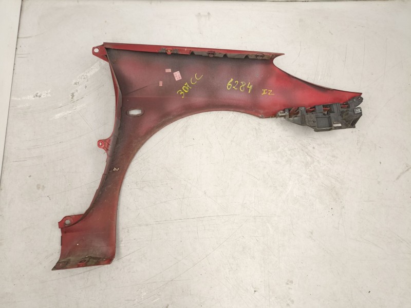 Recambio de aleta delantera izquierda para peugeot 307 2.0 hdi cabrio 6v referencia OEM IAM 7840R0  