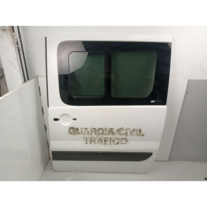 Recambio de puerta lateral corredera izquierdo para fiat scudo 2.0 hdi 5p referencia OEM IAM 1400427888  