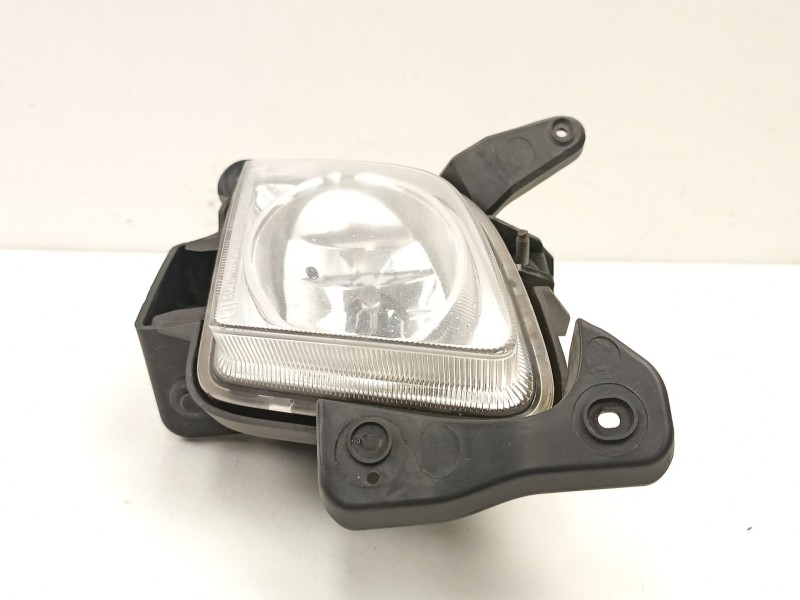 Recambio de antiniebla izquierdo para hyundai i30 (fd) 1.6 crdi referencia OEM IAM 922012L000  
