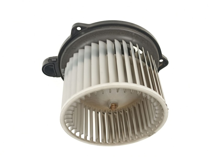 Recambio de motor calefaccion para hyundai i30 1.4 g referencia OEM IAM 971132L000  