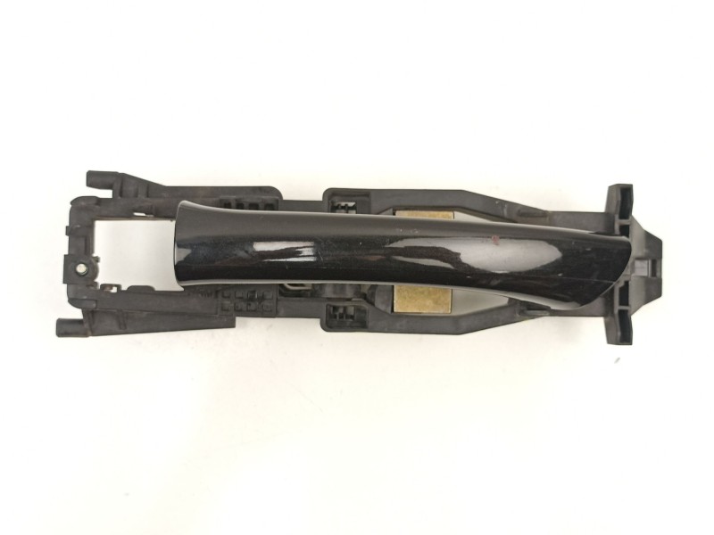 Recambio de manilla delantera izquierda para mercedes-benz clase c (w203) c 220 cdi (203.006) referencia OEM IAM A2037600134  