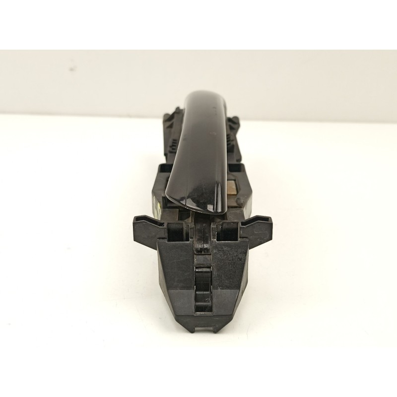 Recambio de manilla delantera izquierda para mercedes-benz clase c (w203) c 220 cdi (203.006) referencia OEM IAM A2037600134  