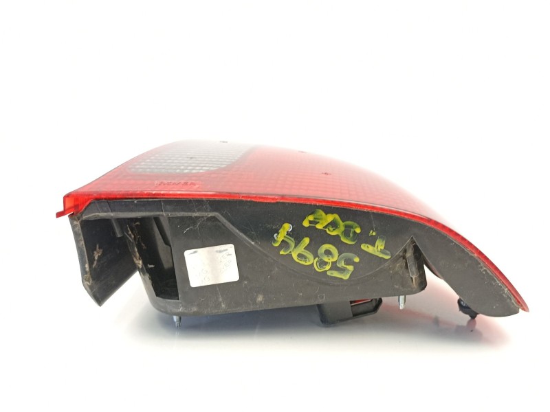 Recambio de piloto trasero derecho para rover 45 1.6 g referencia OEM IAM XFB101000  