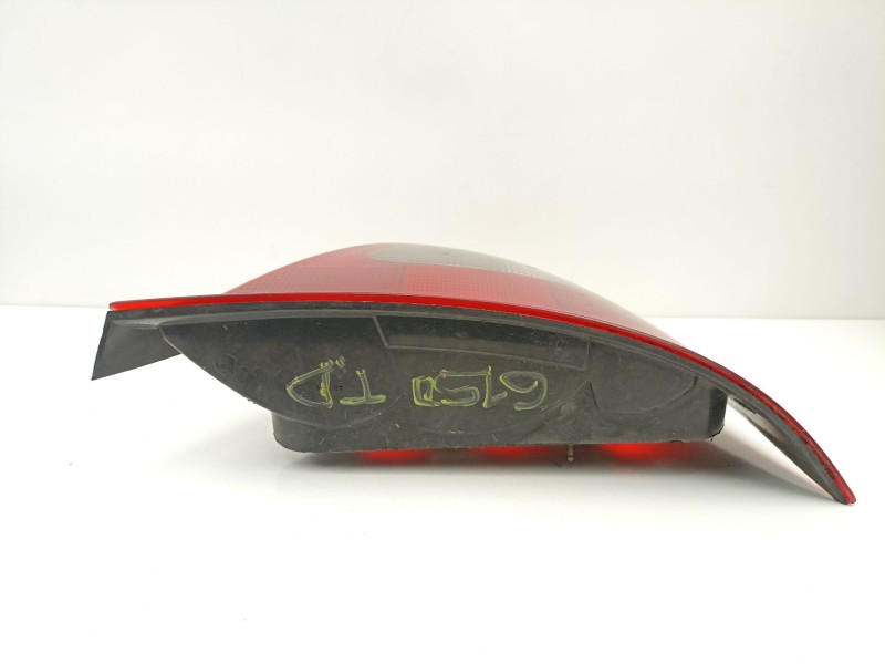 Recambio de piloto trasero derecho para rover 214 1.4 g referencia OEM IAM XFB10088  