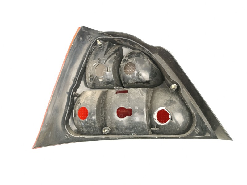 Recambio de piloto trasero derecho para rover 214 1.4 g referencia OEM IAM XFB10088  