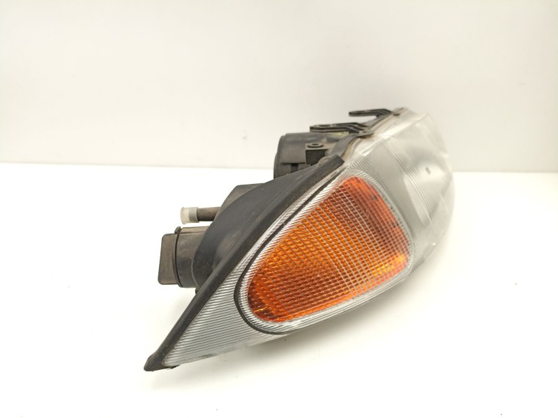 Recambio de faro derecho para rover 214 1.4 g referencia OEM IAM XBC10290  