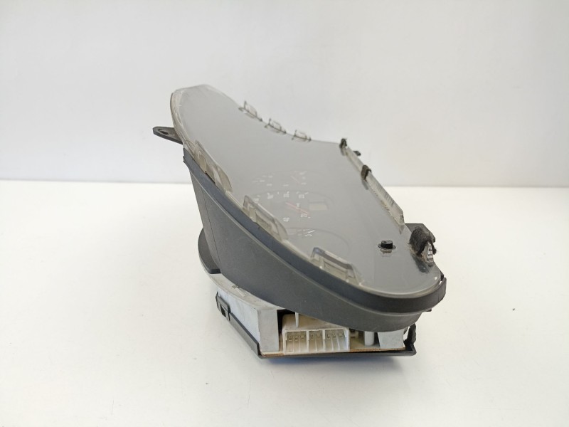 Recambio de cuadro instrumentos para alfa romeo 145 (930_) 1.9 td (930.a4) referencia OEM IAM 46558723  