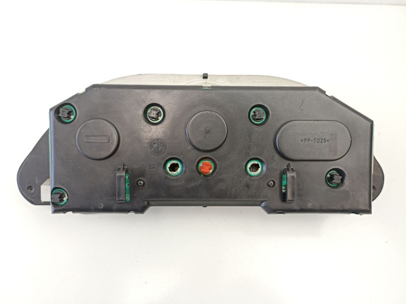 Recambio de cuadro instrumentos para alfa romeo 145 (930_) 1.9 td (930.a4) referencia OEM IAM 46558723  