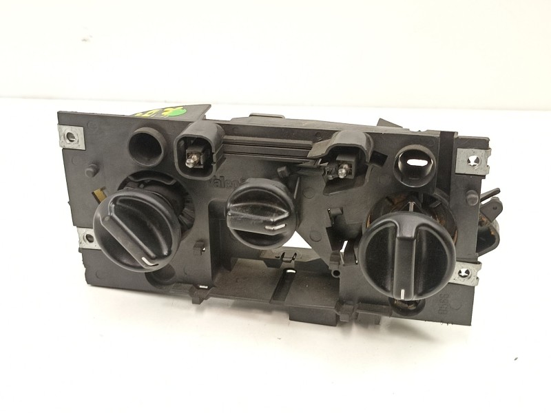 Recambio de mandos calefaccion aire para alfa romeo 145 (930_) 1.9 td (930.a4) referencia OEM IAM 60779473  