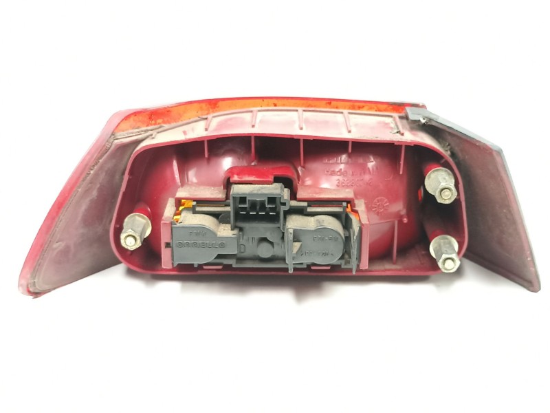 Recambio de piloto trasero derecho para alfa romeo 145 (930_) 1.9 td (930.a4) referencia OEM IAM 60579851  