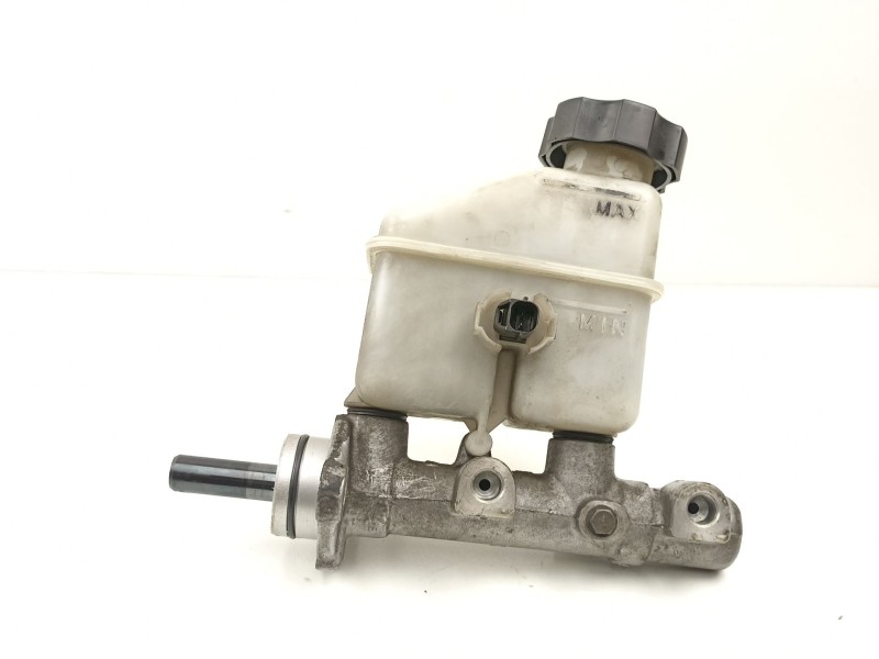 Recambio de bomba de freno para hyundai i30 (fd) 1.6 crdi referencia OEM IAM 585101H200  