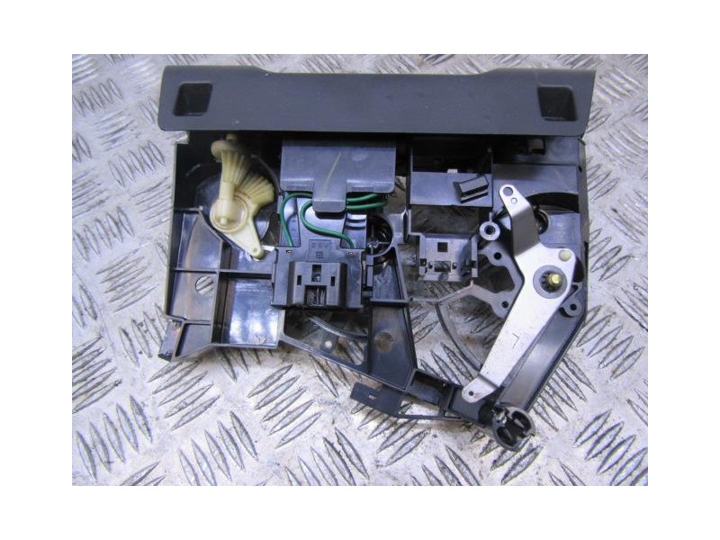 Recambio de mandos calefaccion : toyota carina : 2.0 g (133,24cv) [1993] para toyota carina 2.0 g referencia OEM IAM   