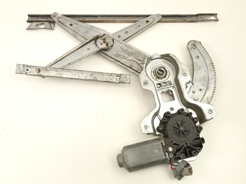 Recambio de elevalunas delantero derecho para rover 416 1.6 g -16k4f referencia OEM IAM CUH102100  