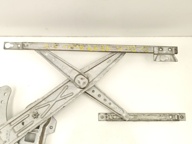Recambio de elevalunas delantero derecho para rover 416 1.6 g -16k4f referencia OEM IAM CUH102100  