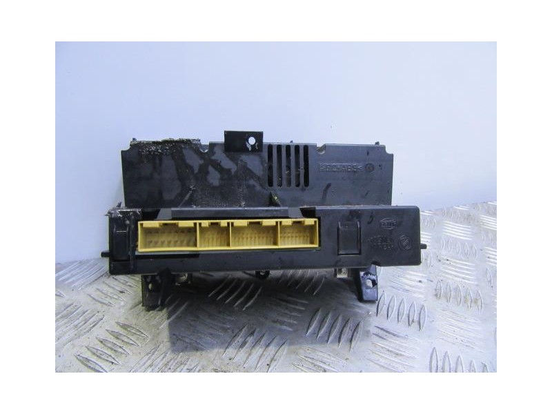 Recambio de mandos calefaccion : lancia lybra : 2.0 jtd (104,69cv) [2001] para lancia lybra 2.0 jtd referencia OEM IAM 5HB008166
