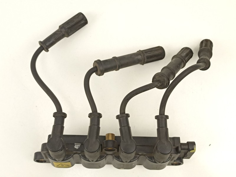 Recambio de bobina para ford ka (ru8) 1.2 referencia OEM IAM 9S5112029AB 0040100074 55208723