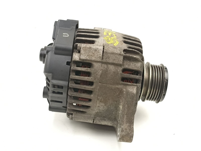 Recambio de alternador para hyundai i30 (fd) 1.6 crdi referencia OEM IAM 373002A110 2655475 