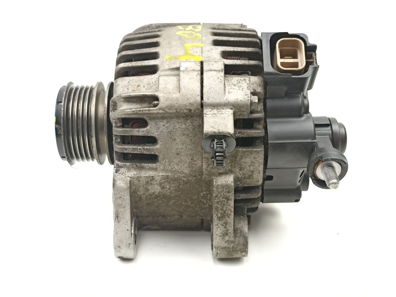 Recambio de alternador para hyundai i30 (fd) 1.6 crdi referencia OEM IAM 373002A110 2655475 