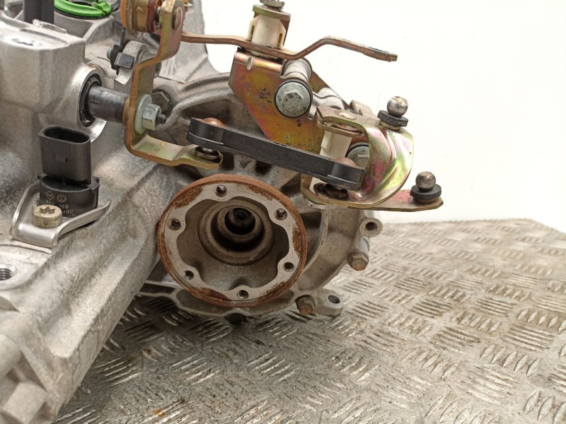 Recambio de caja cambios 5v gasolina para seat toledo ii (1m2) 1.6 16v referencia OEM IAM ERT  