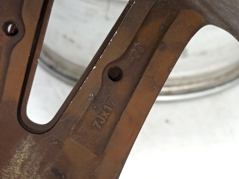 Recambio de juego llantas para hyundai i30 (fd) 1.6 crdi referencia OEM IAM 529102L360  