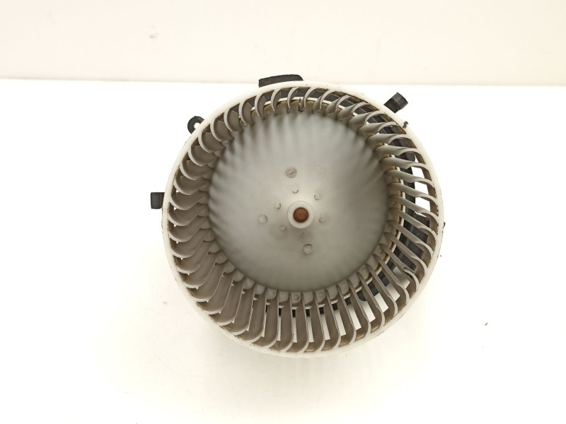 Recambio de motor calefaccion para ford ka (ru8) 1.2 referencia OEM IAM BS5118527BA  