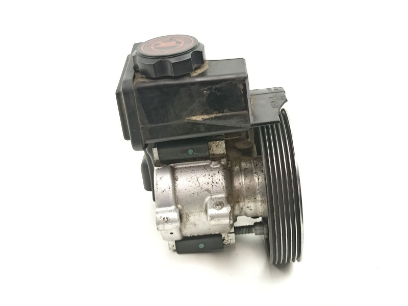 Recambio de bomba direccion para peugeot 206 hatchback (2a/c) 2.0 hdi 90 referencia OEM IAM 9631411680 26070367 