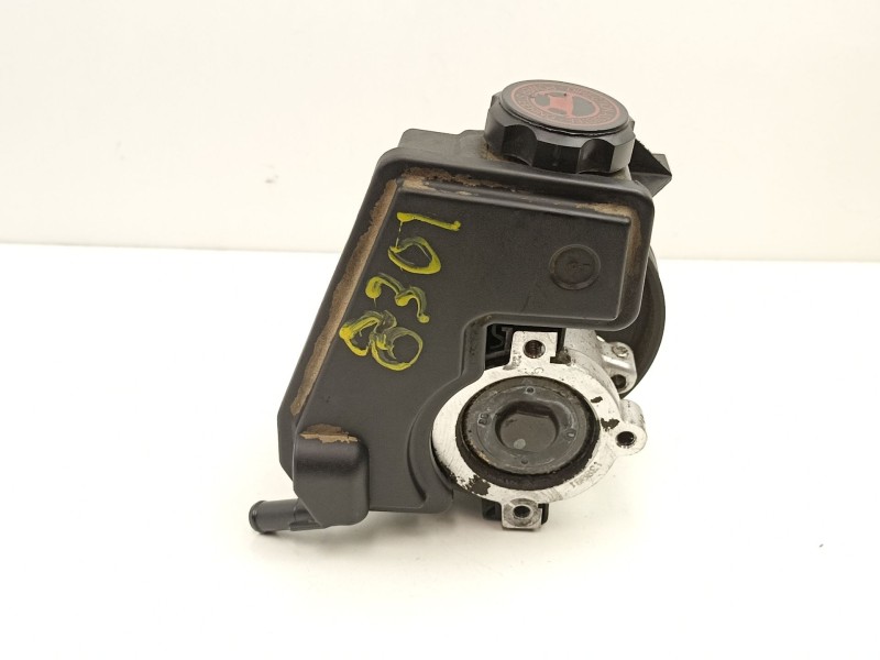 Recambio de bomba direccion para peugeot 206 hatchback (2a/c) 2.0 hdi 90 referencia OEM IAM 9631411680 26070367 