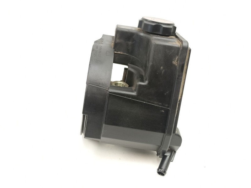 Recambio de bomba direccion para peugeot 206 hatchback (2a/c) 2.0 hdi 90 referencia OEM IAM 9631411680 26070367 