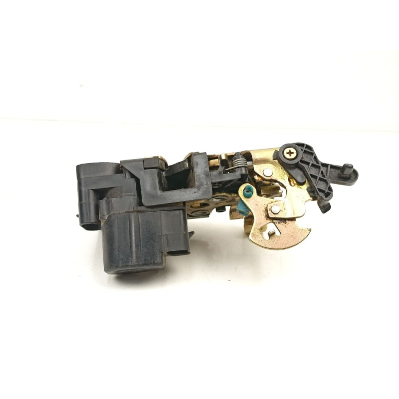 Recambio de cerradura puerta trasera derecha para chevrolet aveo / kalos hatchback (t200) 1.4 16v referencia OEM IAM 96260996  