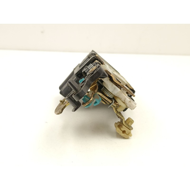 Recambio de cerradura puerta trasera derecha para chevrolet aveo / kalos hatchback (t200) 1.4 16v referencia OEM IAM 96260996  