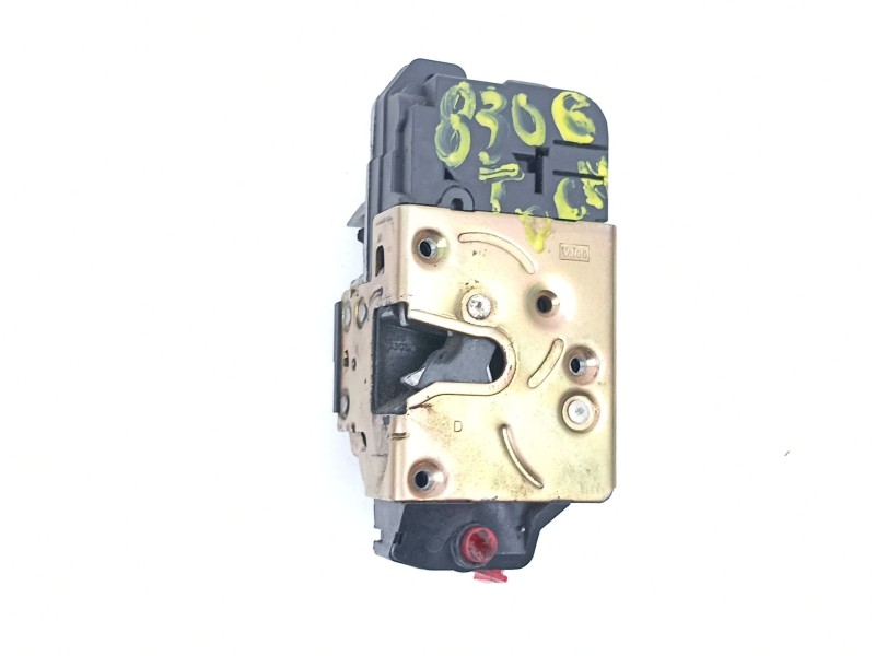 Recambio de cerradura puerta trasera derecha para citroën xsara (n1) 2.0 hdi 90 referencia OEM IAM 913884  