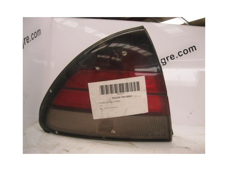 Recambio de piloto trasero izq. : toyota corolla : 1.3 [1994] para toyota corolla 1.3 referencia OEM IAM   