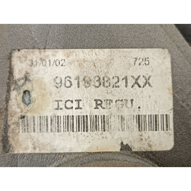 Recambio de retrovisor izquierdo para peugeot partner furgoneta/monovolumen (5_, g_) 1.9 d referencia OEM IAM 96193821XX  