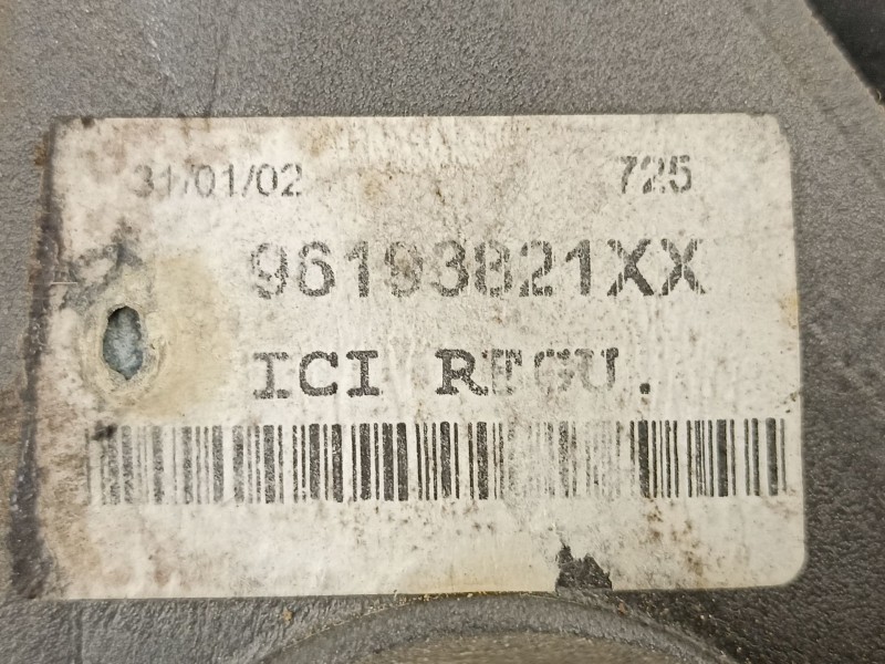 Recambio de retrovisor izquierdo para peugeot partner furgoneta/monovolumen (5_, g_) 1.9 d referencia OEM IAM 96193821XX  