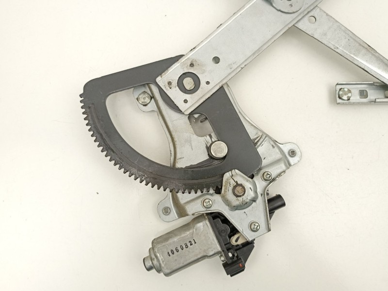 Recambio de elevalunas delantero izquierdo para chevrolet aveo / kalos hatchback (t200) 1.4 16v referencia OEM IAM 96541737  