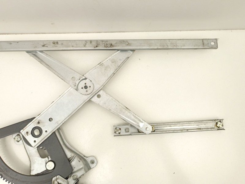 Recambio de elevalunas delantero izquierdo para chevrolet aveo / kalos hatchback (t200) 1.4 16v referencia OEM IAM 96541737  