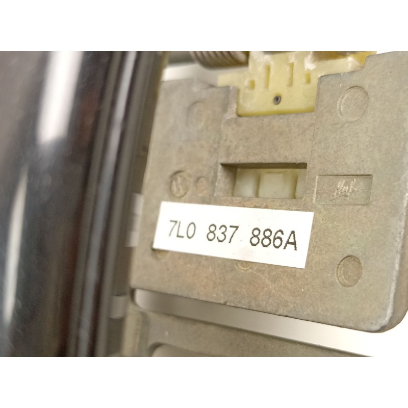 Recambio de manilla delantera derecha para volkswagen touareg (7la, 7l6, 7l7) 2.5 r5 tdi referencia OEM IAM 7L0837886A  