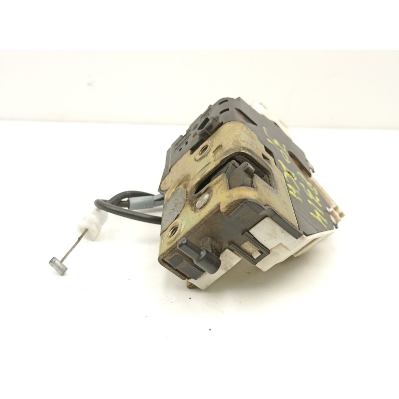 Recambio de cerradura puerta delantera derecha para citroën c4 coupé (la_) 1.6 hdi referencia OEM IAM 9647173880  