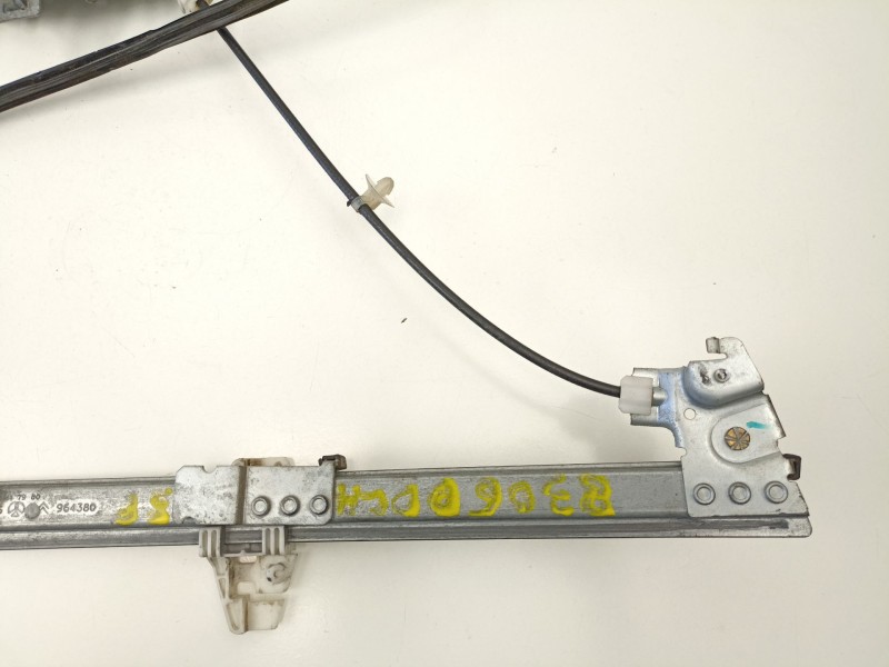 Recambio de elevalunas delantero derecho para citroën xsara (n1) 2.0 hdi 90 referencia OEM IAM 9222L0  